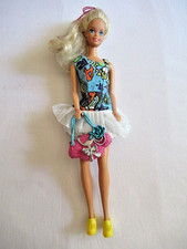 BARBIE en ROBE + SAC A MAIN +