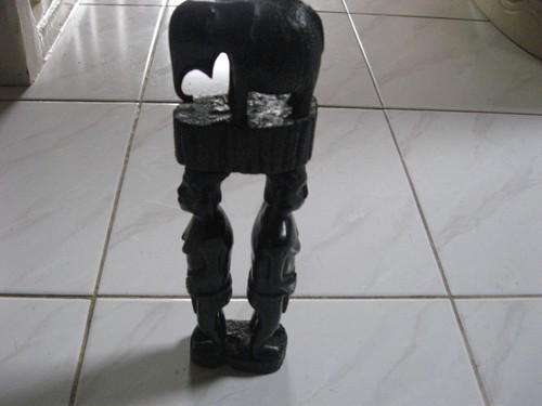 Sculpture ebene femmes - en,
