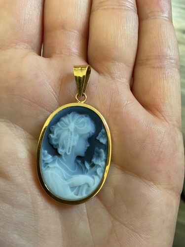 Grand pendentif camée agate