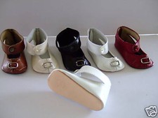 CHAUSSURES CUIR Taille 12 (8.2