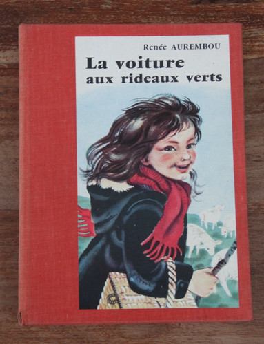 Voiture aux rideaux - verts,