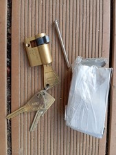 NEUF CYLINDRE DE SECURITE DE