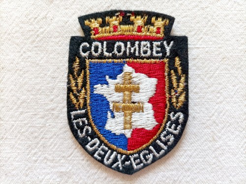 écusson colombey les deux - les,