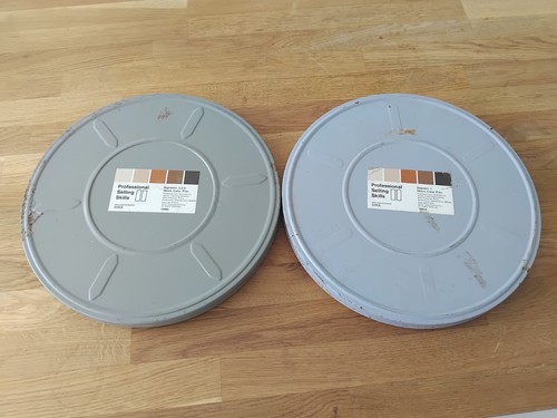 Deux films - , 16
