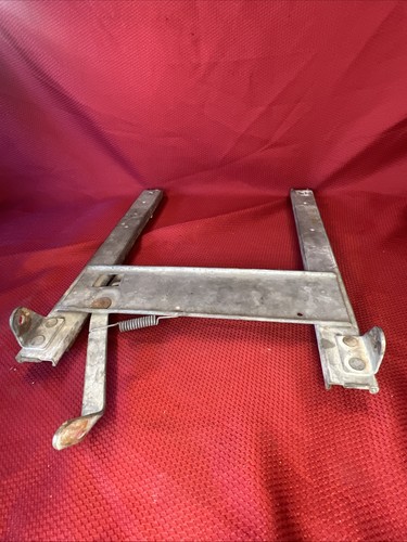 Oem triumph tr6 - tr6, seat