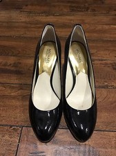 Michael kors Flex Pump Size 10
