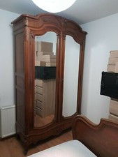 Chambre à coucher en noyer