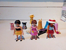 PLAYMOBIL LOT PERSONNAGES FILLES VÊTEMENTS ACCESSOIRES ROBES