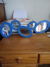 Ensemble 5 petits miroirs entourage bois bleu dans son jus L 20 cm H 1 cm