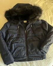 Doudoune courte bleue marine