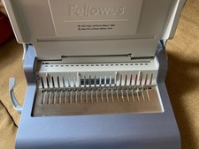 Machine à relier Fellowes