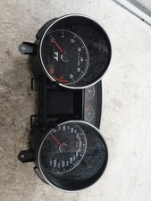 Compteur AUDI TT 2 COUPE PHASE 1 8J0920900D