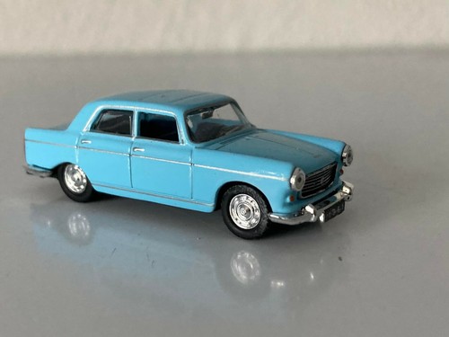 Peugeot 404 echelle 1 - , ho