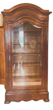 Vitrine Louis Philippe a une