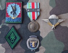 Lot insignes & médaille LEGION ETRANGERE SARAJEVO FORPRONU 1993