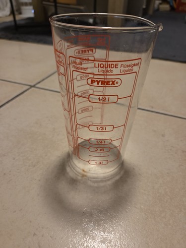 Verre doseur pyrex - verre,