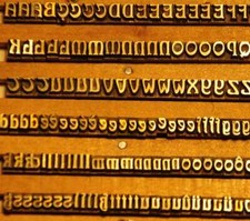 Police de Caractères à dorer