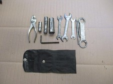 Pochette outils + outils pour