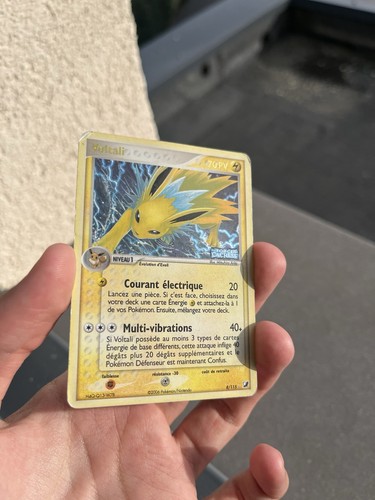 Carte pokémon voltali 115 - carte, 8/115