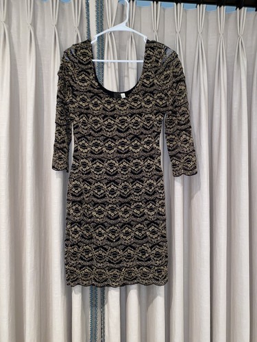 Black swan long - black, sleeve