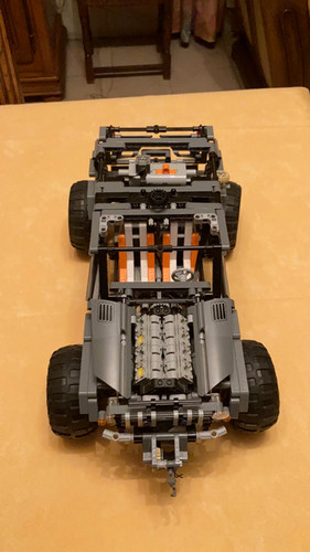 Lego technic 8297 4x4 tout - 4x4,