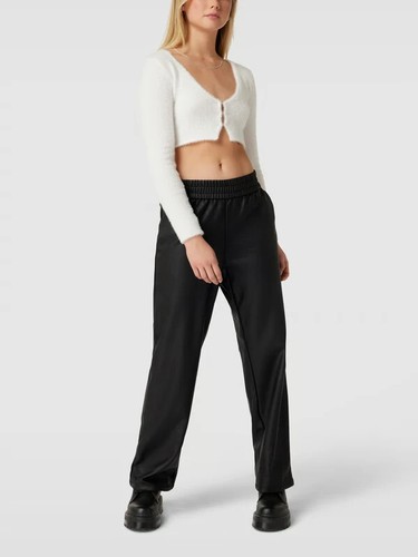 Seulement pantalon cuir - en,