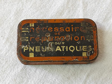 Ancienne Boîte en métal