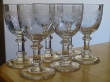 6 ANCIENS VERRES APERITIF CRISTALLIN GRAVURE FLORALE ht 10,5 cm