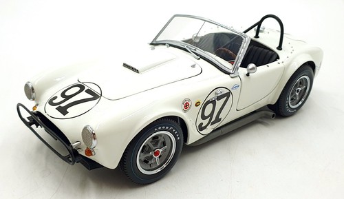 Exoto scale diecast 18130 - diecast,