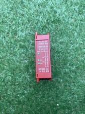 Allen Bradley 440R-N23120 SER. Un relais de sécurité Guardmaster MSR126.1R