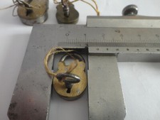 ANCIENS MINI CADENAS A CLE  1,6 cm petit