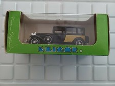 Voiture limousine de ville