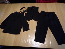 Costume 3 pièces garçon 3 ans ( Noeud papillon - costume - gilet )
