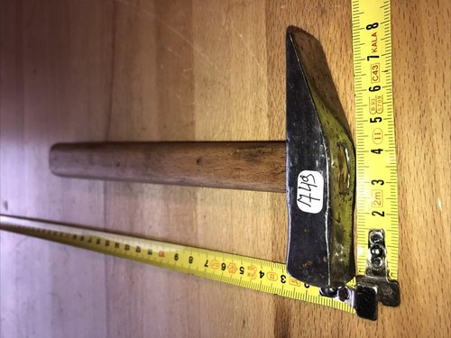 N°749 outillage outils