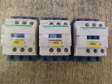 1 contacteur SCHNEIDER LC1D18