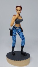Figurine Lara Croft Tomb Raider 3 Statuette Camouflage bleu Londres Nevada Atlas