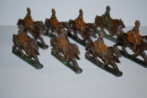 Lot cavaliers militaire - 8,