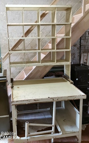 Bureau casier tri de - de,