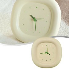 Élégante horloge murale à