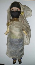 POUPEE ANCIENNE PORCELAINE ORIENTALE MAGHREB VOILE YEUX VERRE