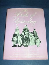 Poupées anciennes etude