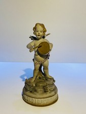 Statuette  figurine en biscuit