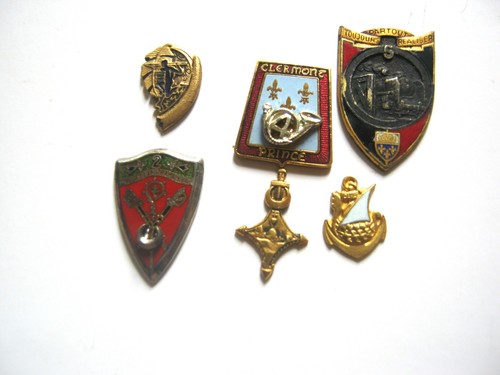 Lot anciens insignes - lot,