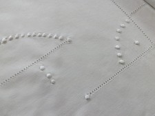 drap brodé, pas de mono, 2.14