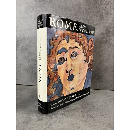Univers des formes rome - l'univers,