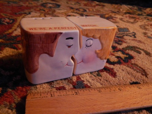 Salt pepper shakers - pepper,