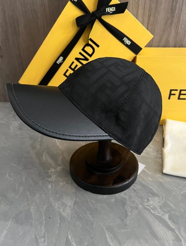 Casquette fendi - casquette,