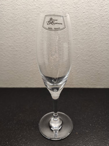 Royales champagne reims 6 - champagne,
