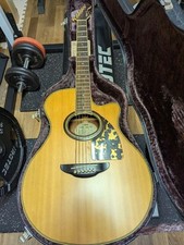 Guitare acoustique électrique