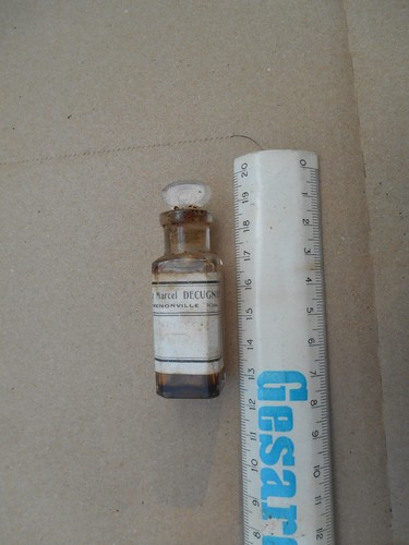 Jouet ancien poupée bouteille - ancien,